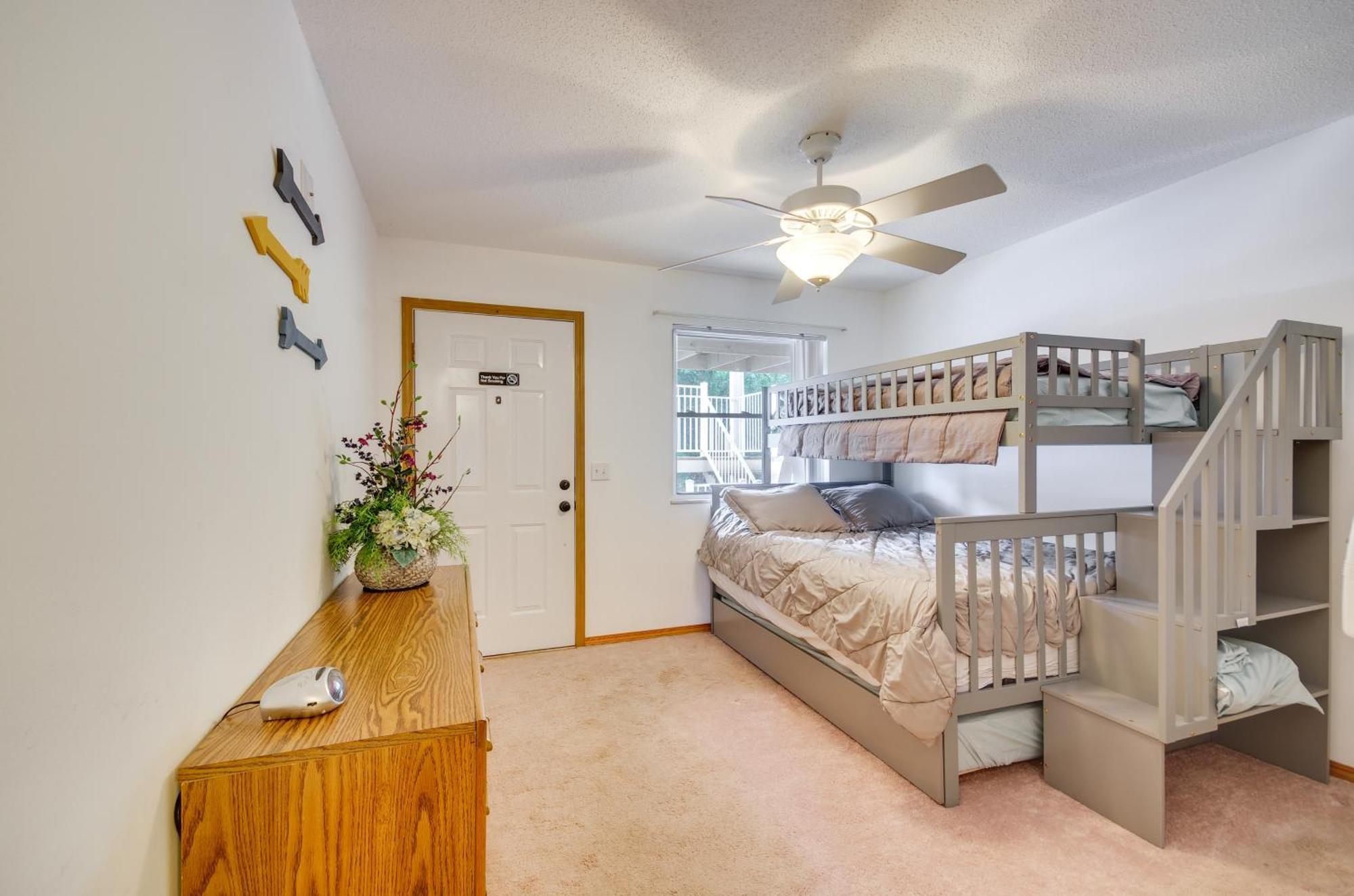 Cozy Lake Ozark Condo Rental With Grill, Pool Access Ngoại thất bức ảnh