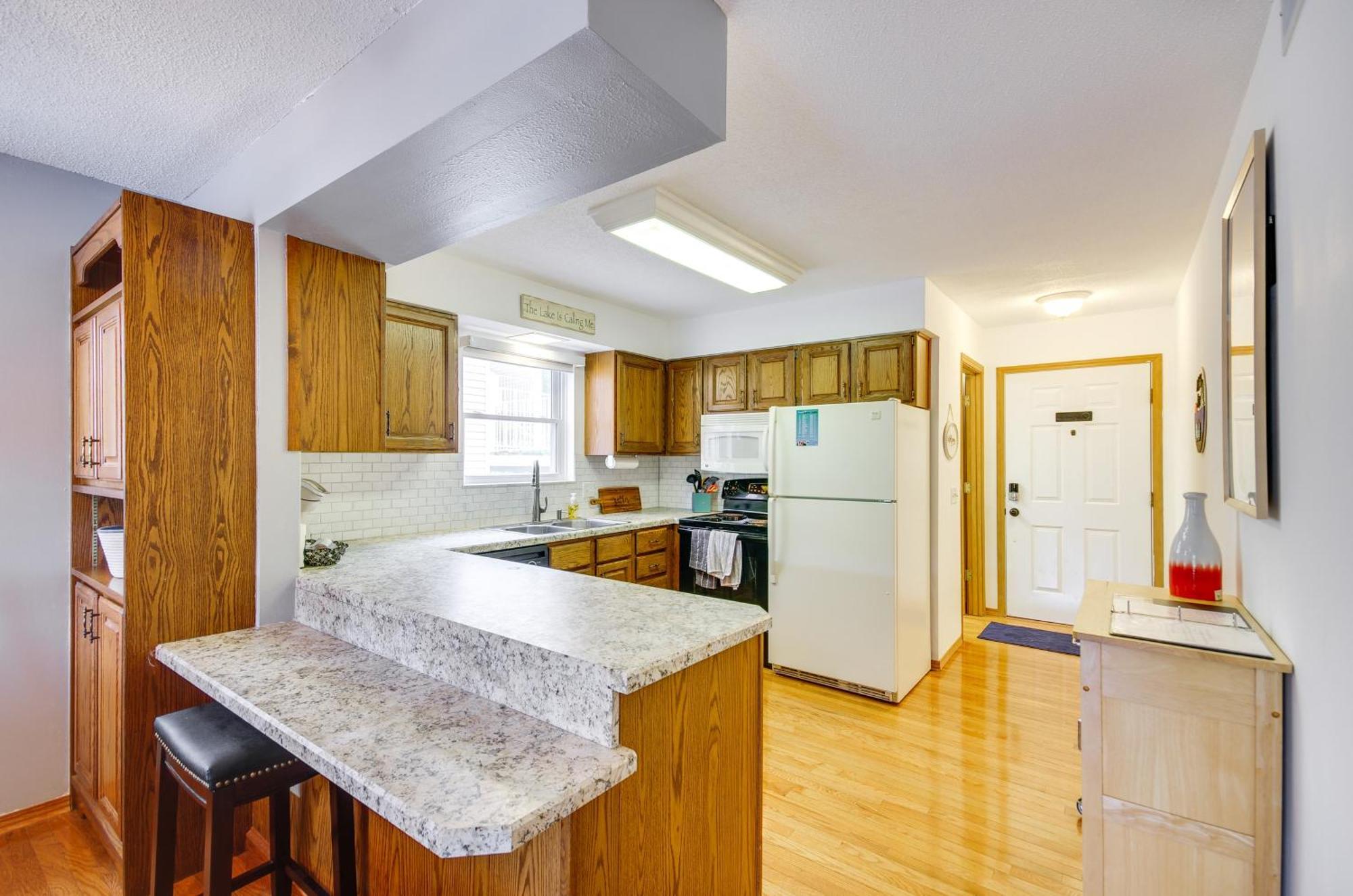Cozy Lake Ozark Condo Rental With Grill, Pool Access Ngoại thất bức ảnh